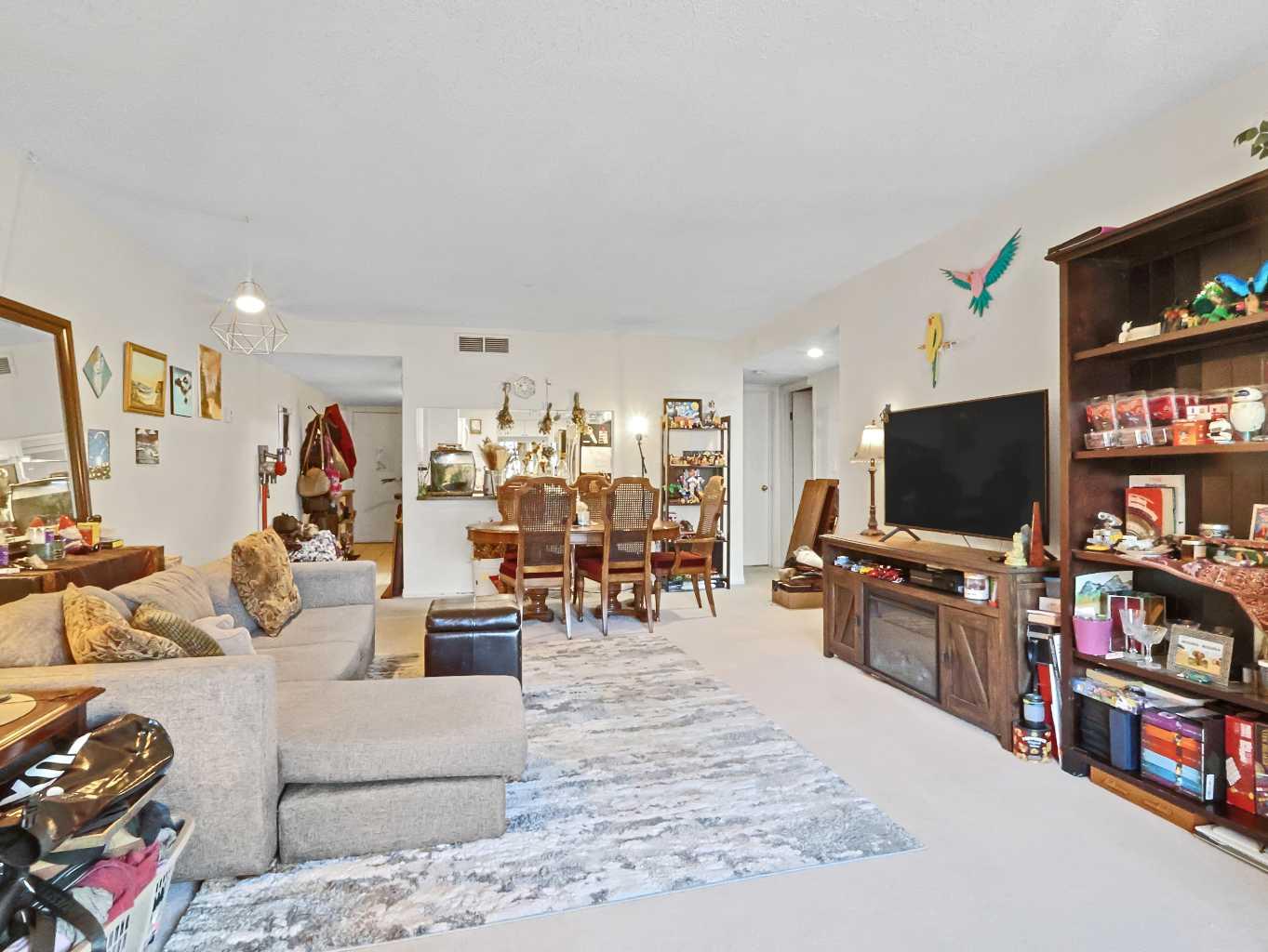 1625 14 Avenue SW 205