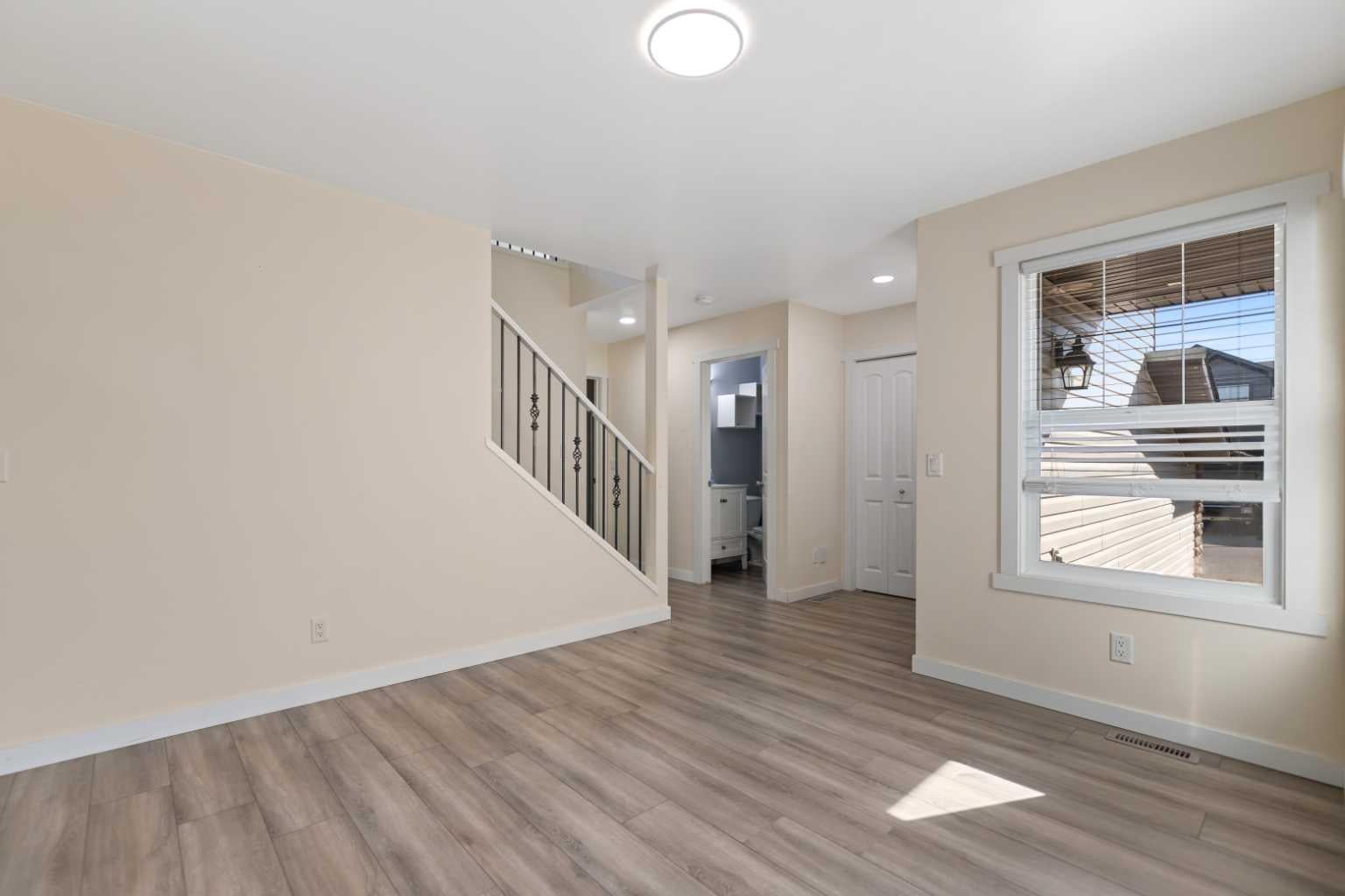 71 Kinlea Link NW