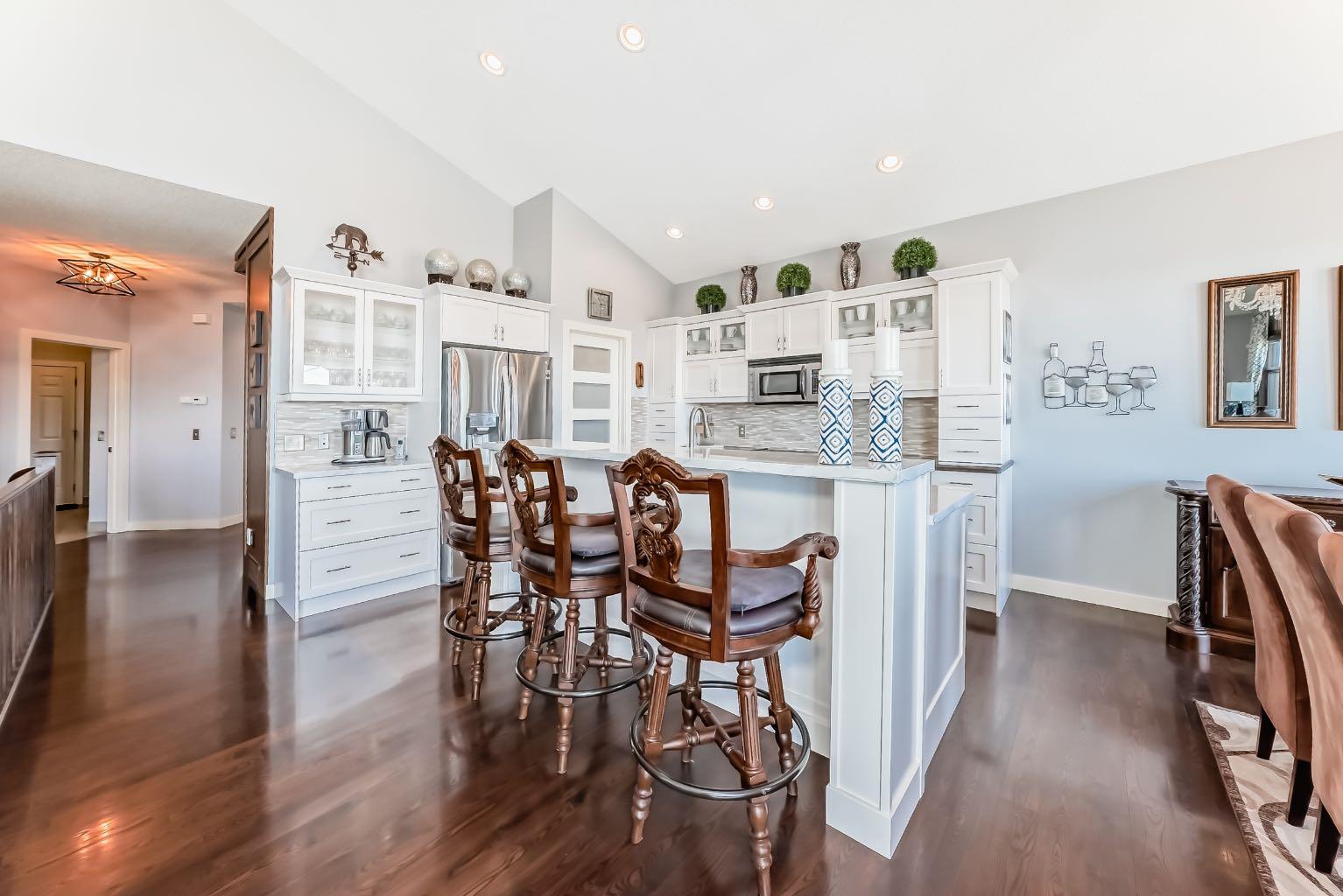 326 Tuscany Ravine Road NW
