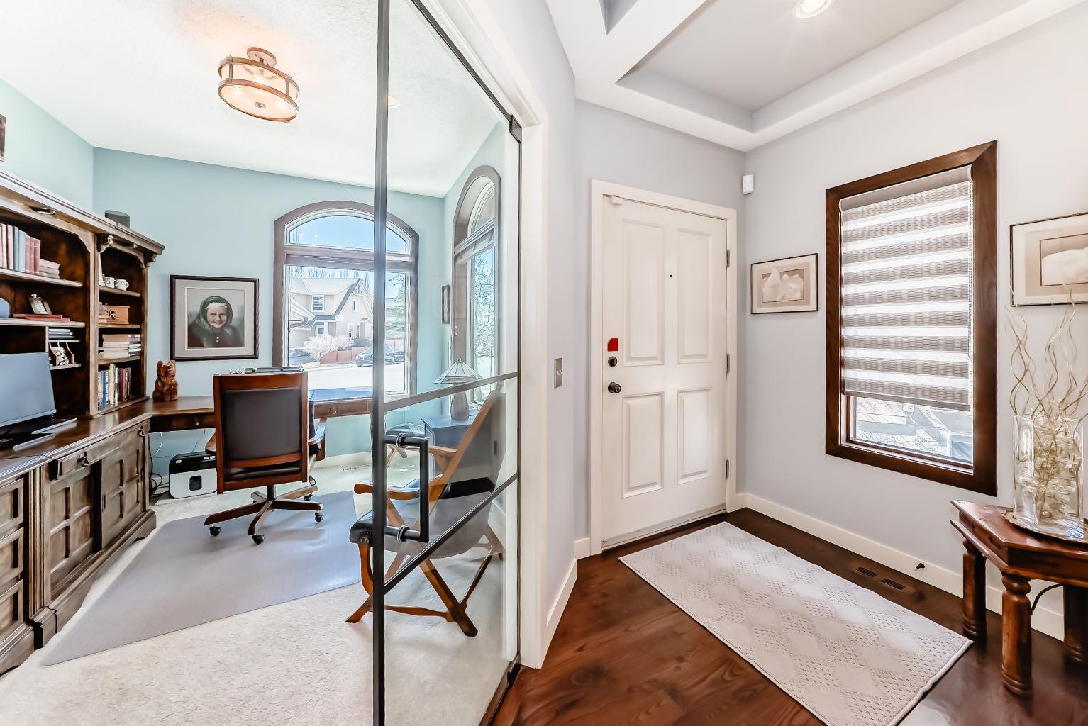 326 Tuscany Ravine Road NW