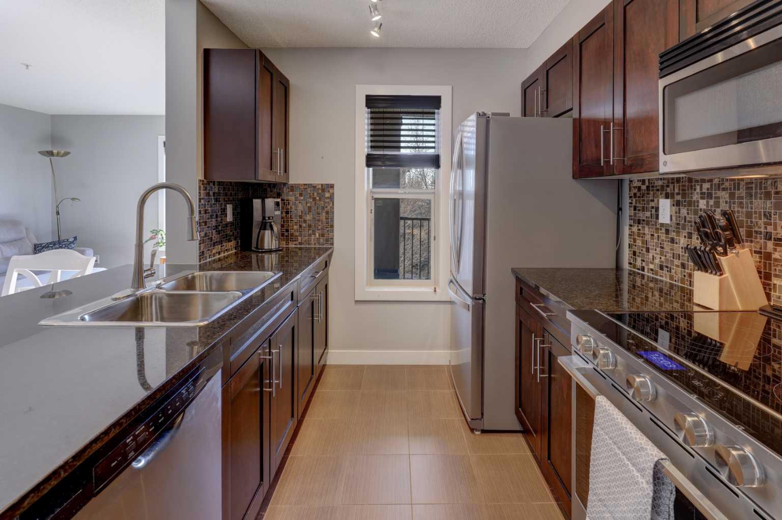 403 Mackenzie Way SW 3301