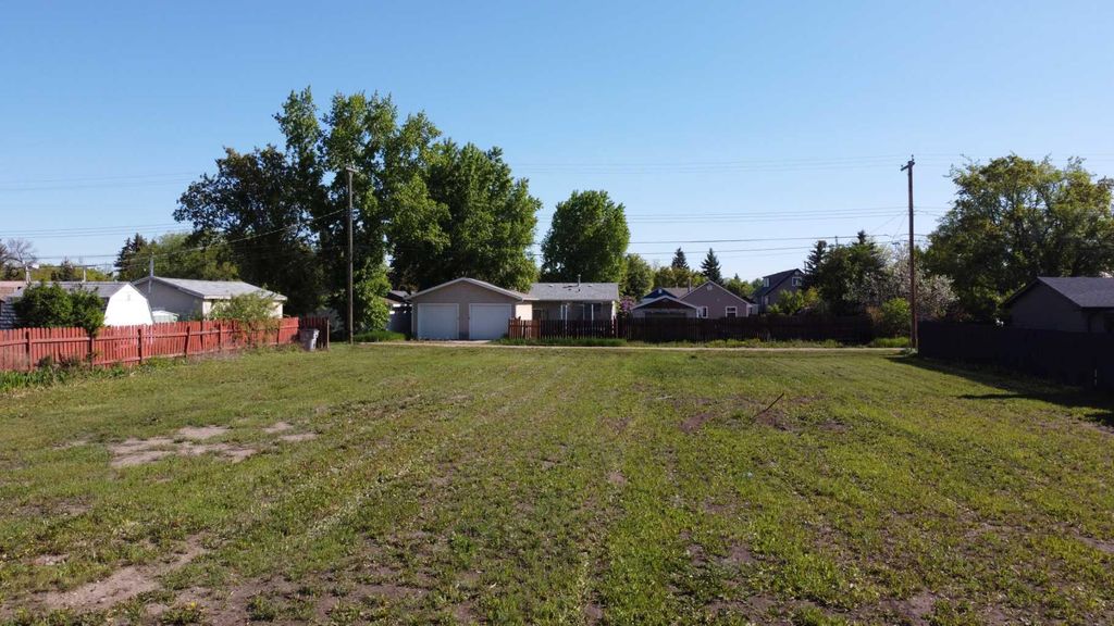 Photo of 1230 &amp; 1234 5 Avenue, Wainwright, AB T9W 1L8 (MLS # A2090091)