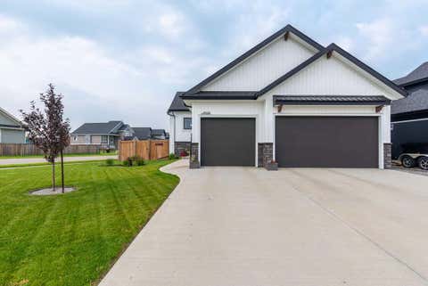 Photo of 6026 13 Street, Lloydminster, AB T9V 3V5 (MLS # A2331404)