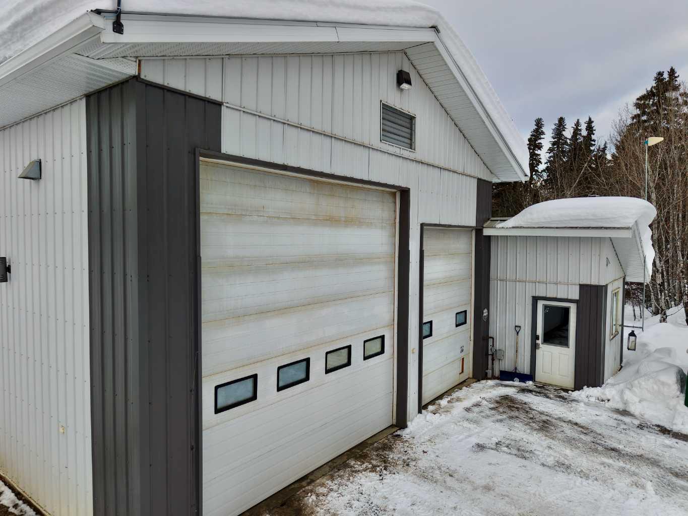 840070 Highway 743 Highway 6