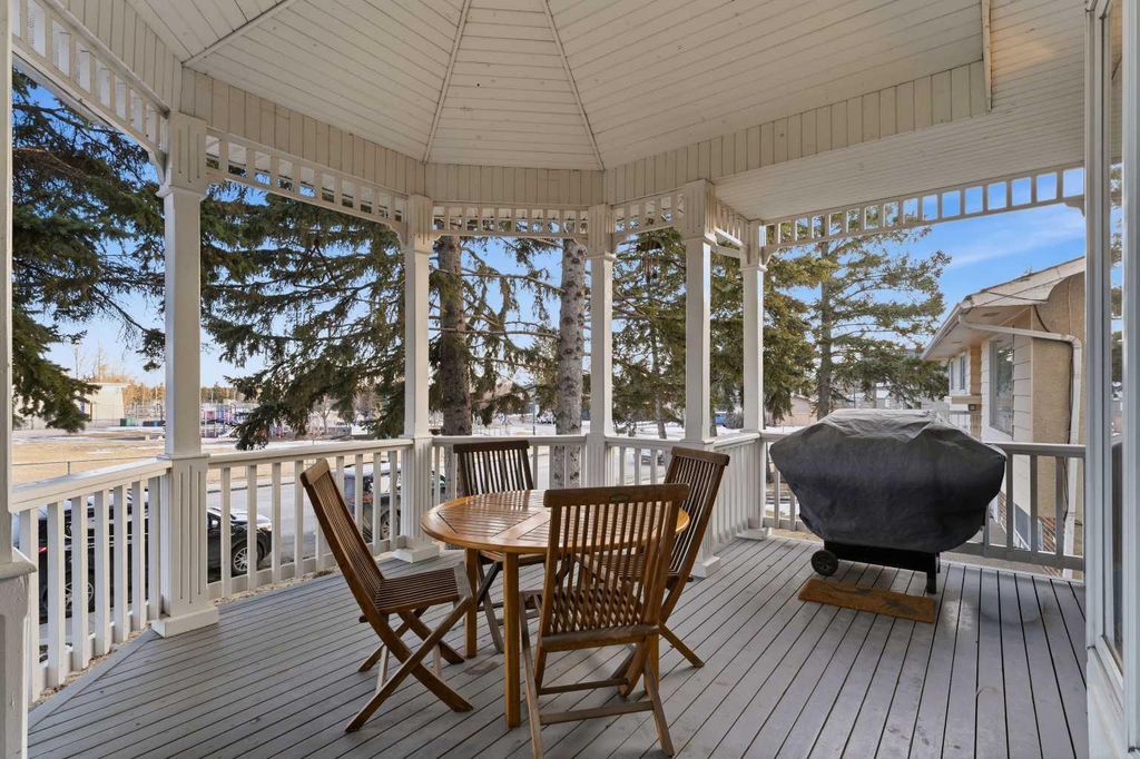 Photo of 3424 58 Avenue SW, Calgary, AB T3E 5H6 (MLS # A2291376)