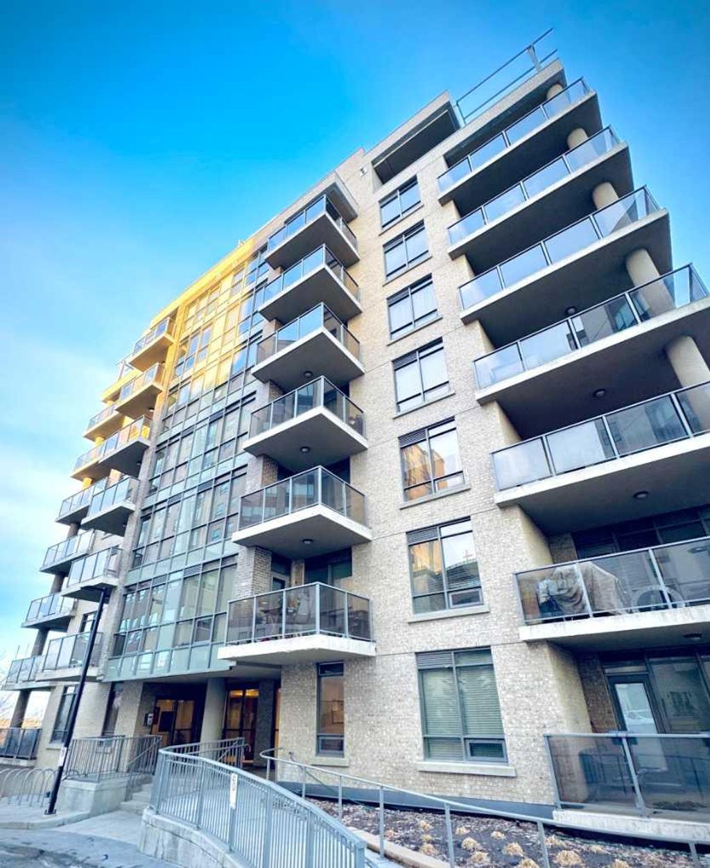 Photo of 10 Shawnee Hill SW #308, Calgary, AB T2Y 0K5 (MLS # A2241532)