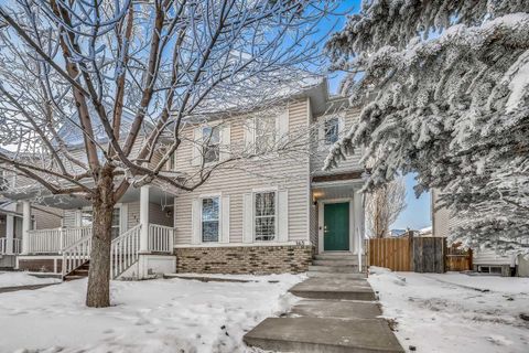 Photo of 165 Everstone Drive SW, Calgary, AB T2Y 4P8 (MLS # A2280953)