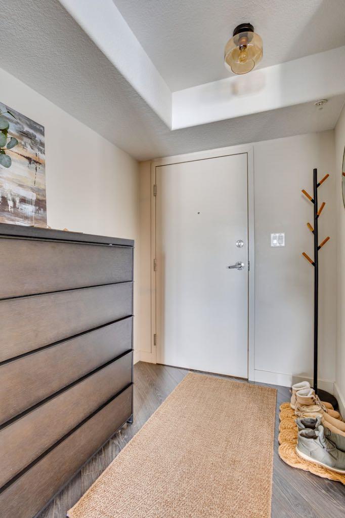 7901 King Street 1221