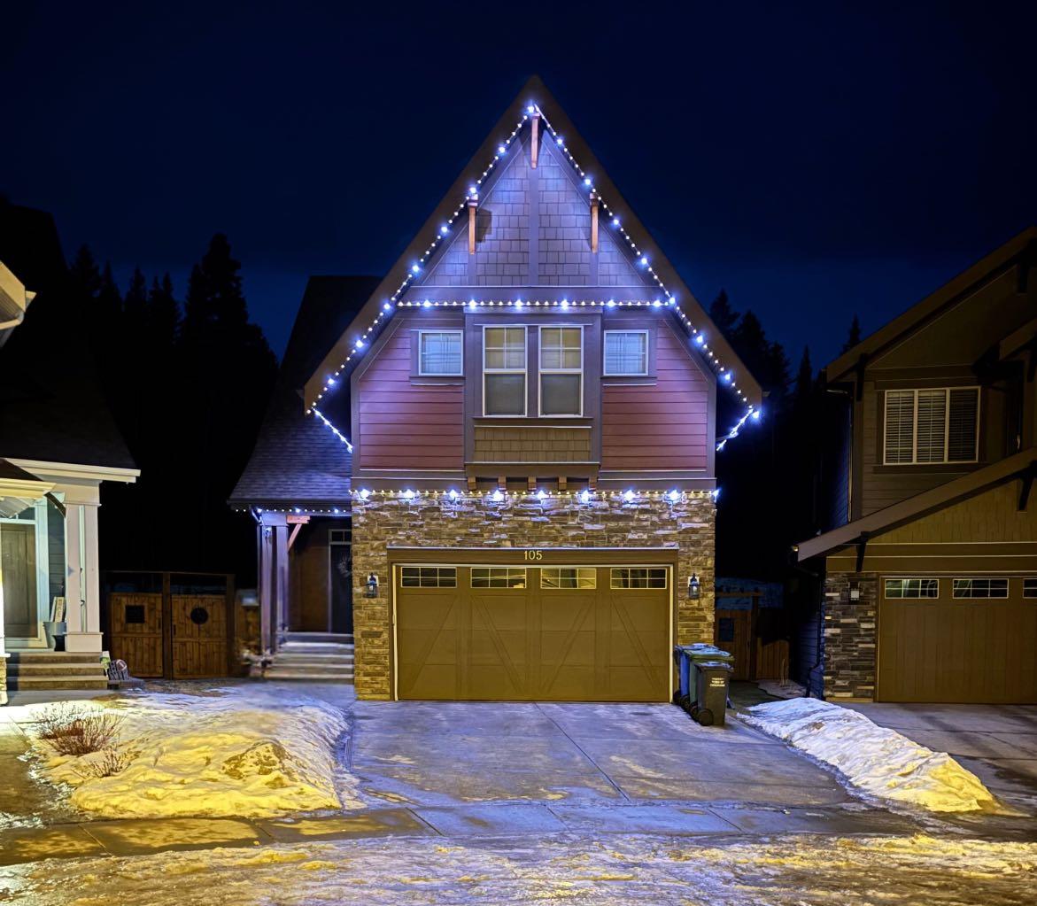 105 Riviera Crescent