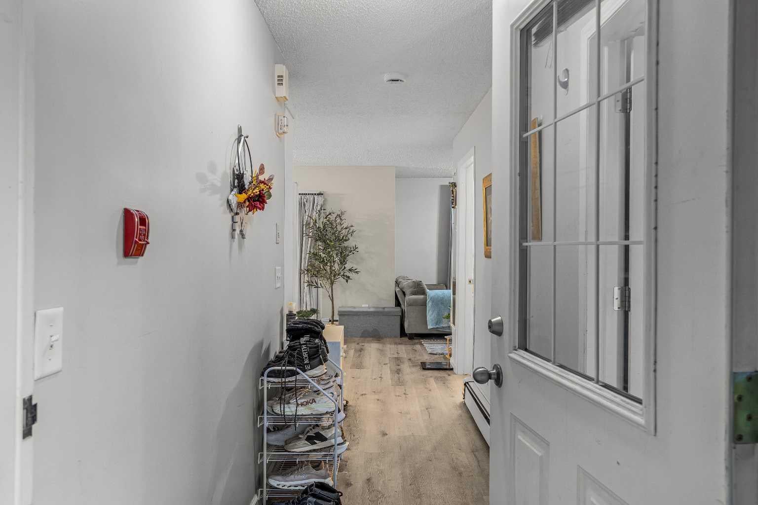 504 Banff Avenue 8
