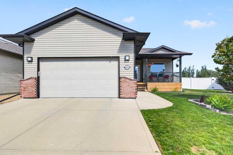 Photo of 400 Ramage Close #431, Red Deer, AB T4P 4B6 (MLS # A2336171)