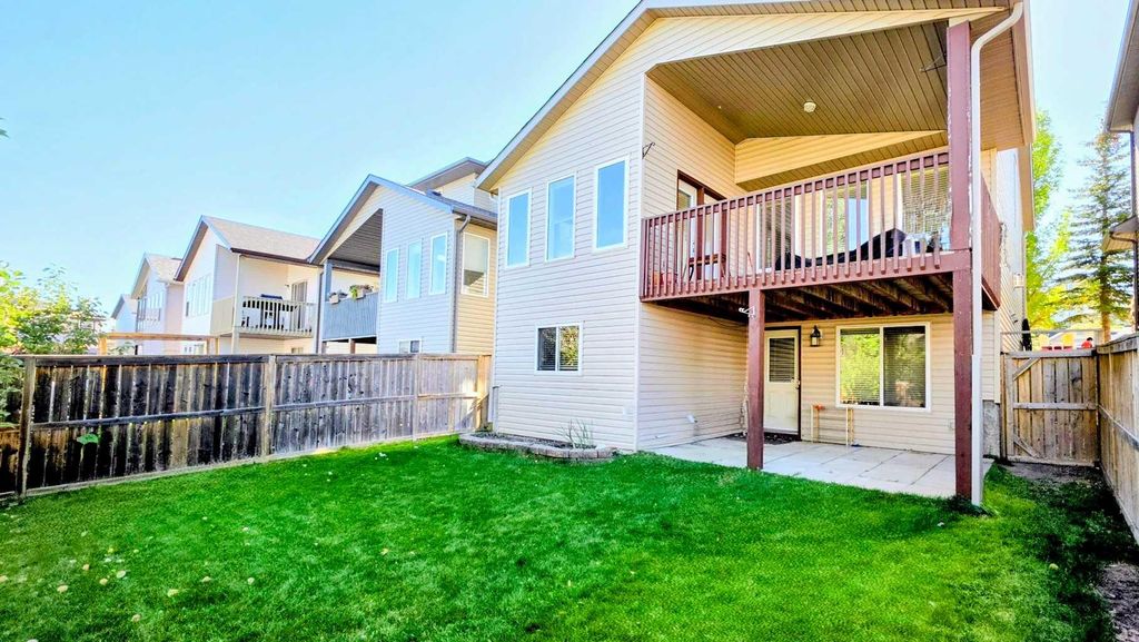 Photo of 227 Panamount Circle NW, Calgary, AB T3K 0G9 (MLS # A2279023)