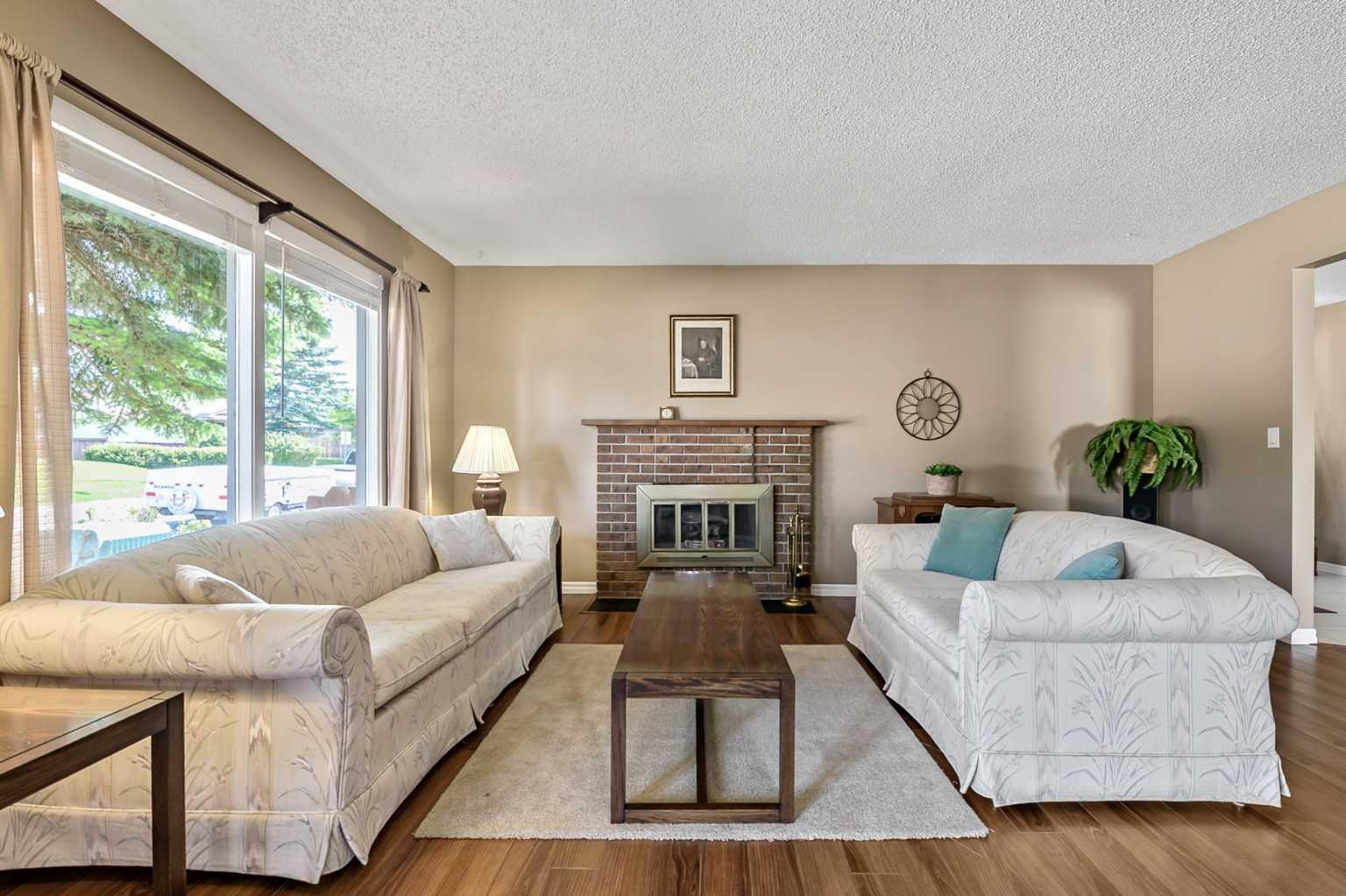 165 Thorson Crescent