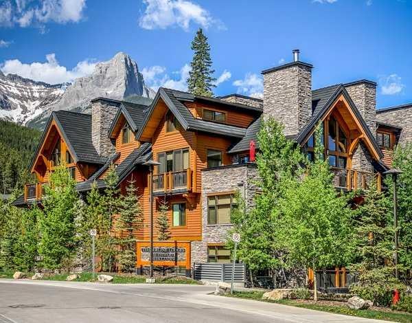 Photo of 101B Stewart Creek Landing #2109, Canmore, AB T1W 0E3 (MLS # A2342894)