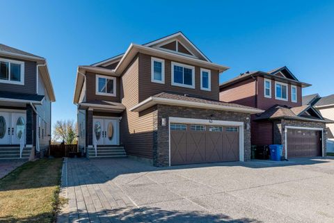 43 Saddlecreek Crescent NE Calgary AB T3J 4V5