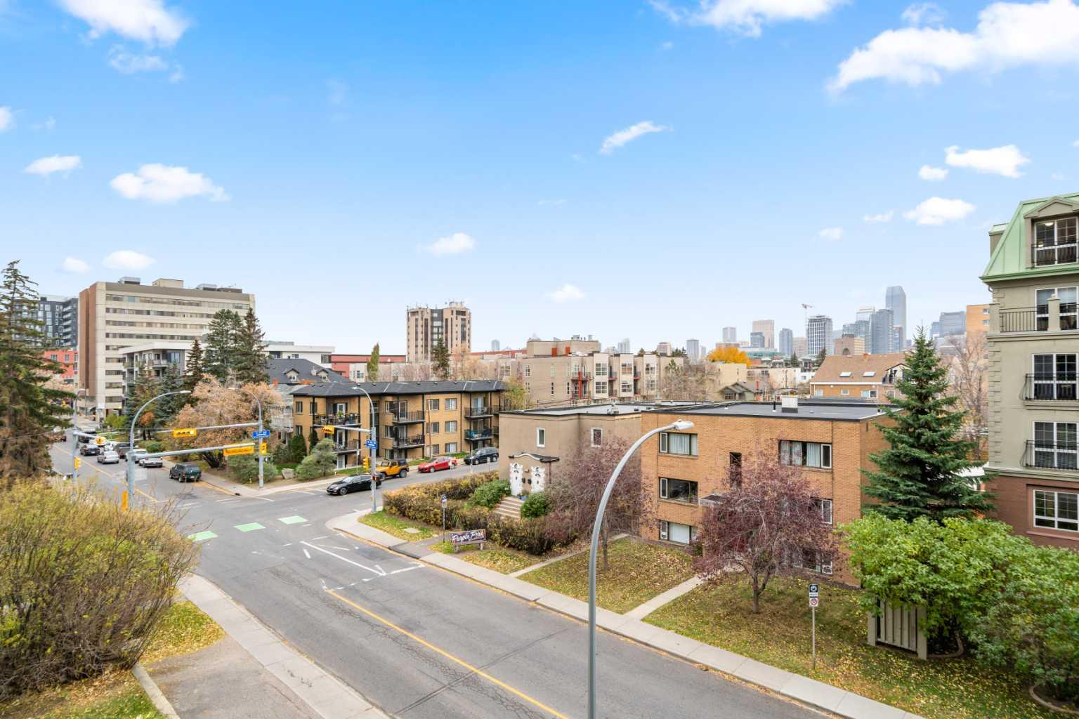 225 25 Avenue SW 404