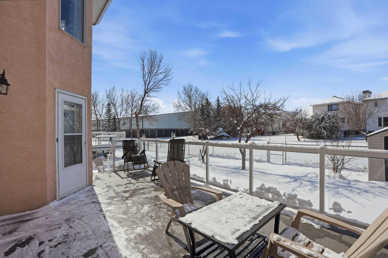 5221 Coral Shores Drive NE