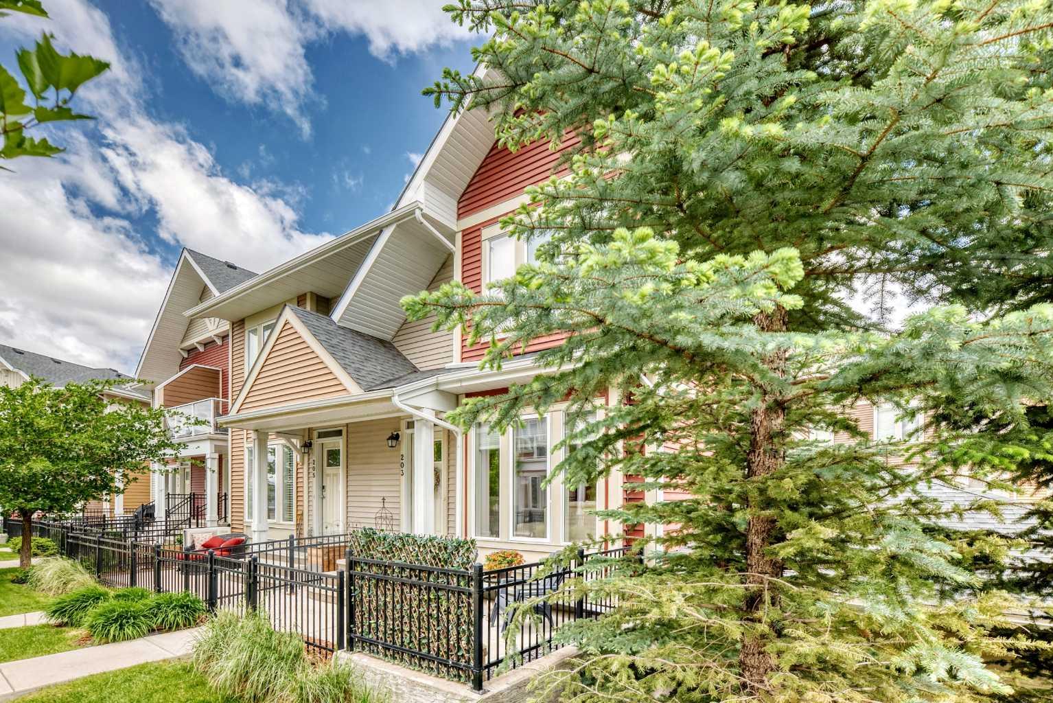 203 Auburn Meadows SE