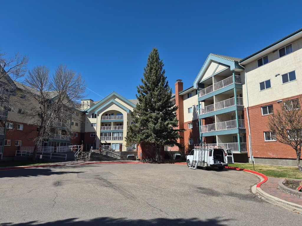 Photo of 20 3 Street S #418, Lethbridge, AB T1J 4P1 (MLS # A2308895)