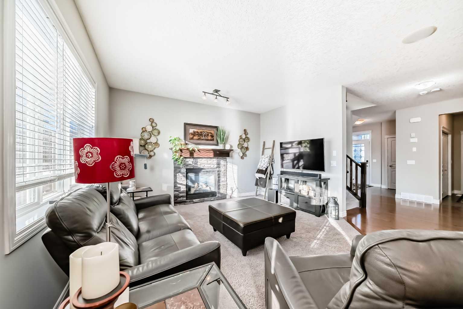 57 Silverado Skies Way SW