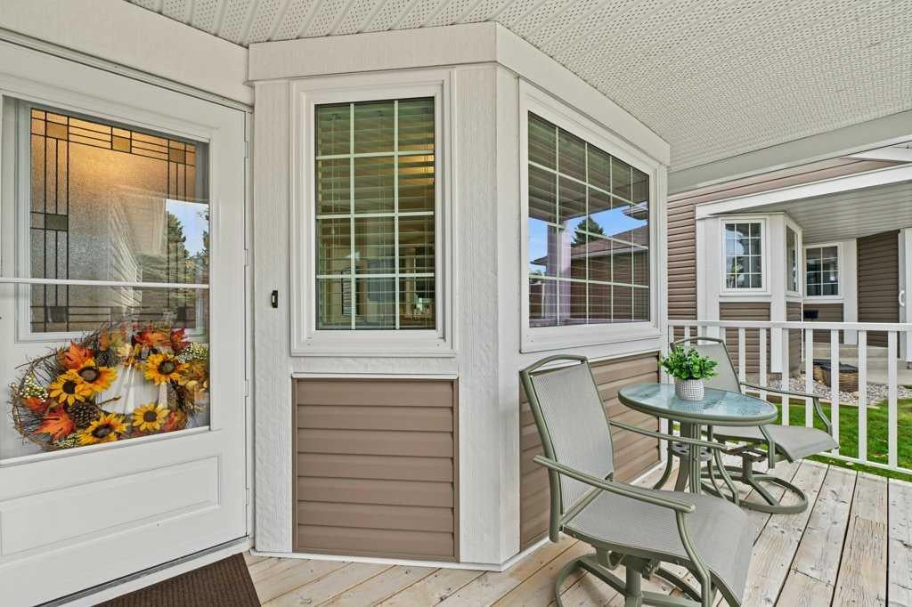 51 Douglasbank Gardens SE