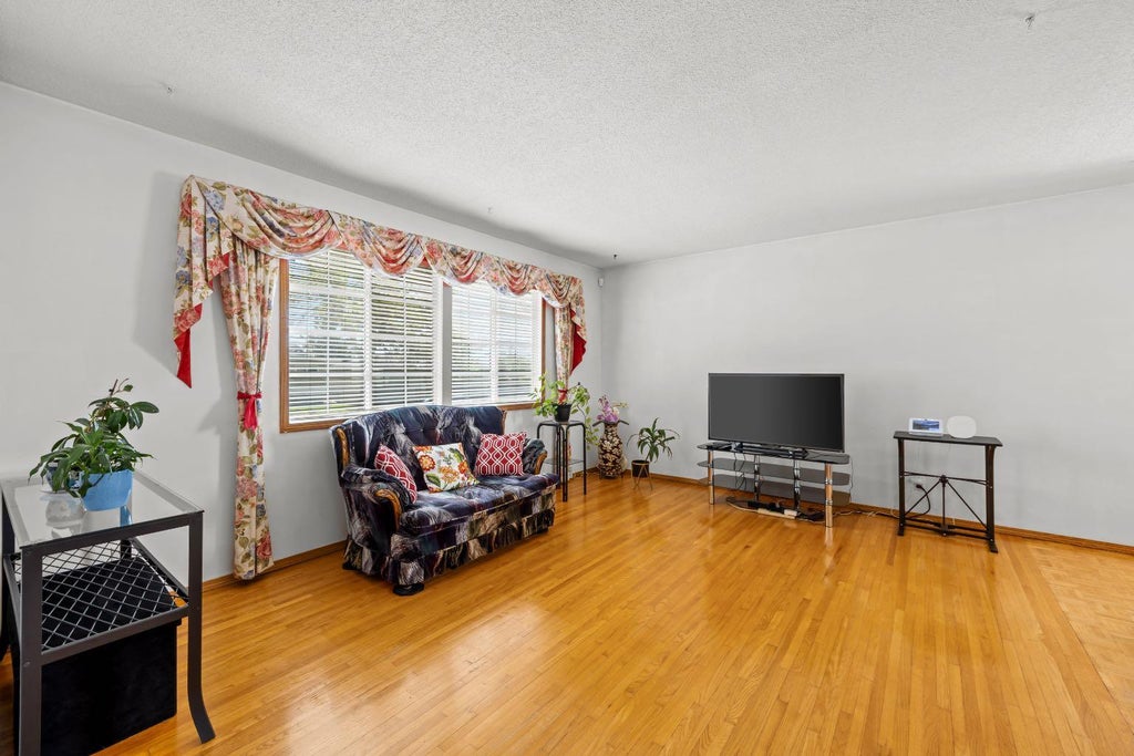 Photo of 1307 Radisson Drive SE, Calgary, AB T2A 1Z3 (MLS # A2316120)