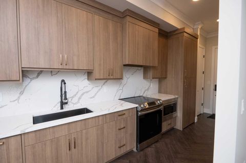 Photo of 330 Dieppe Drive SW #301, Calgary, AB T3E 2L4 (MLS # A2305119)