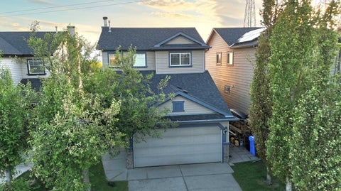 Photo of 13 Tuscany Ridge Mews NW, Calgary, AB T3L 3B7 (MLS # A2339238)