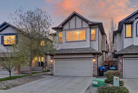 Photo of 64 Cranridge Crescent SE, Calgary, AB T3M 0J1 (MLS # A2309328)
