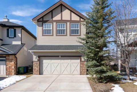 117 Kingsland Court SE Airdrie AB T4A 0E5