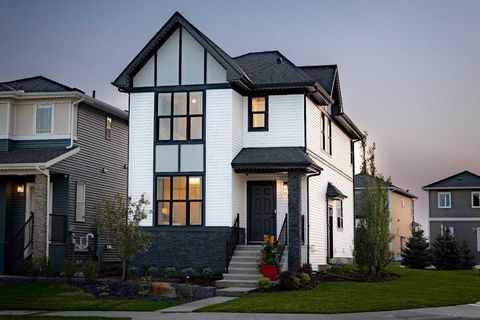 461 Rosemary Gardens SE Calgary AB T3S 0E9