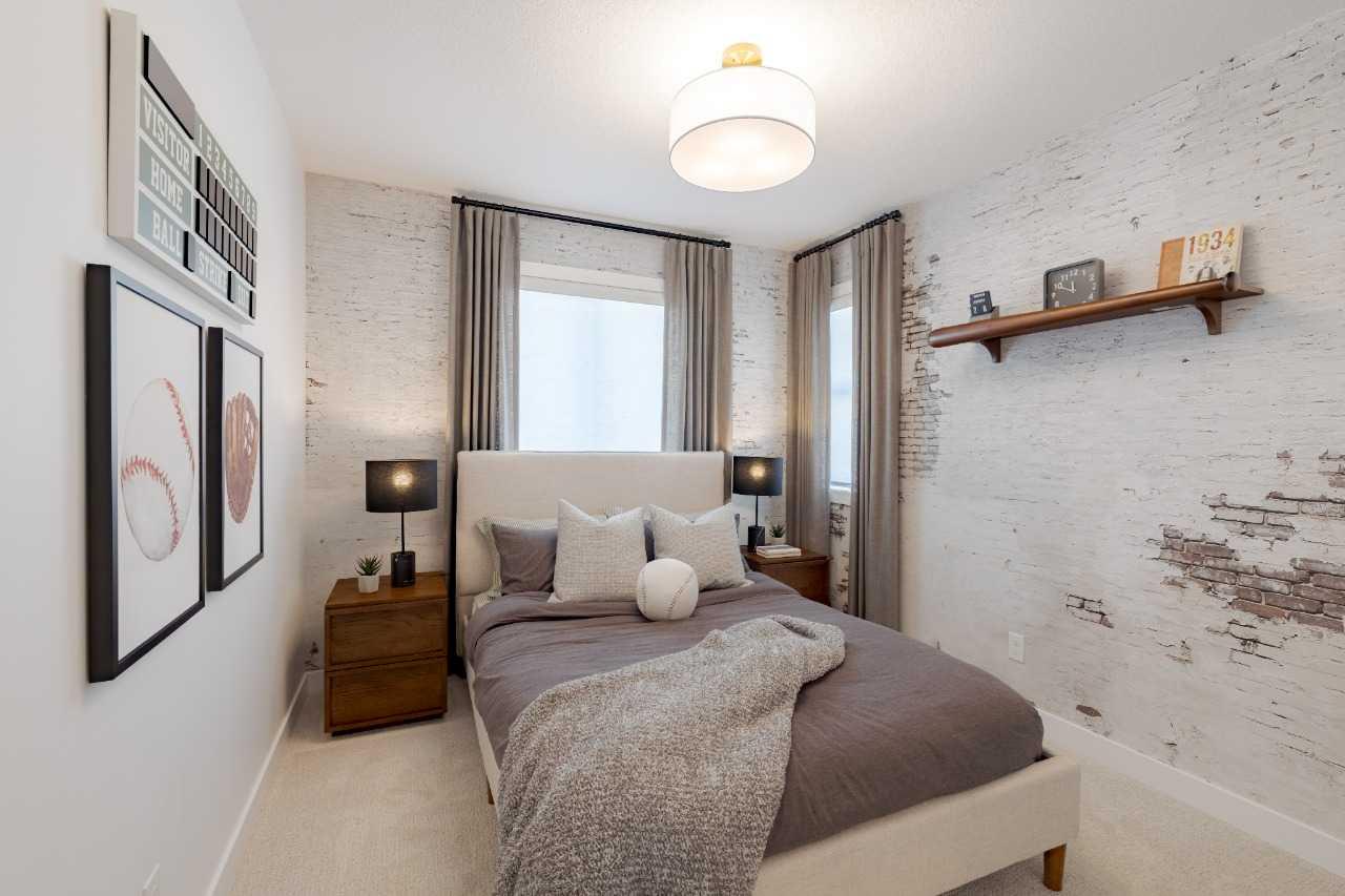 461 Rosemary Gardens SE