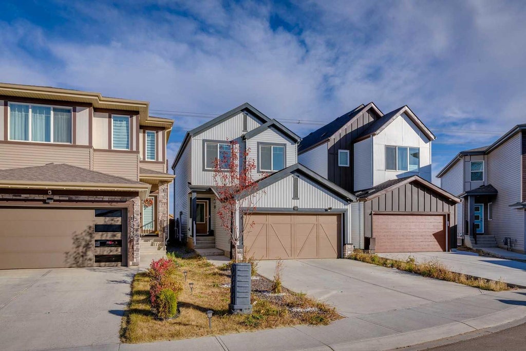 Photo of 19316 29 Avenue NW, Edmonton, AB T6M 3B2 (MLS # A2347887)