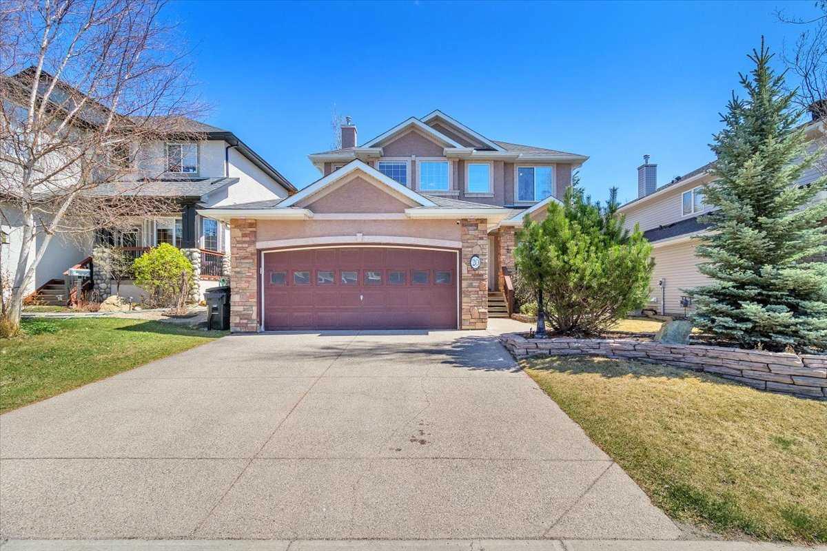 20 Simcoe Close SW