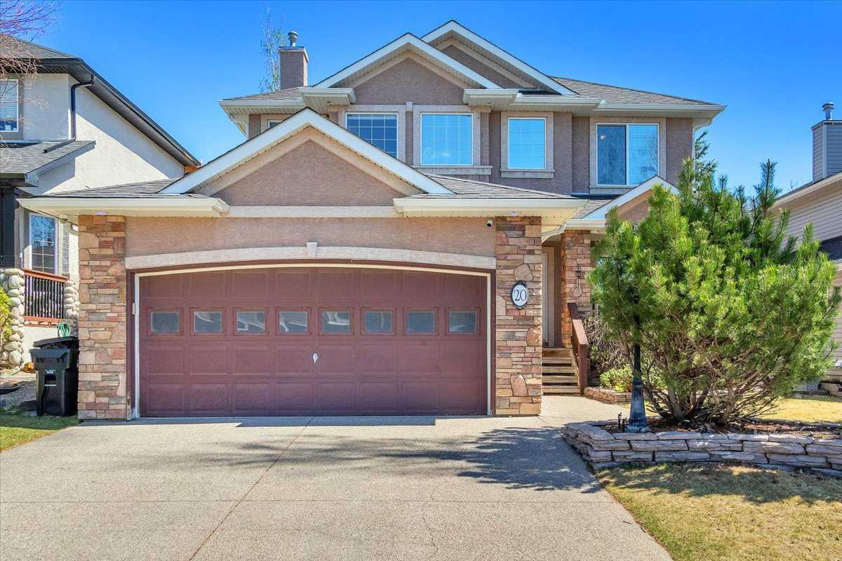 20 Simcoe Close SW