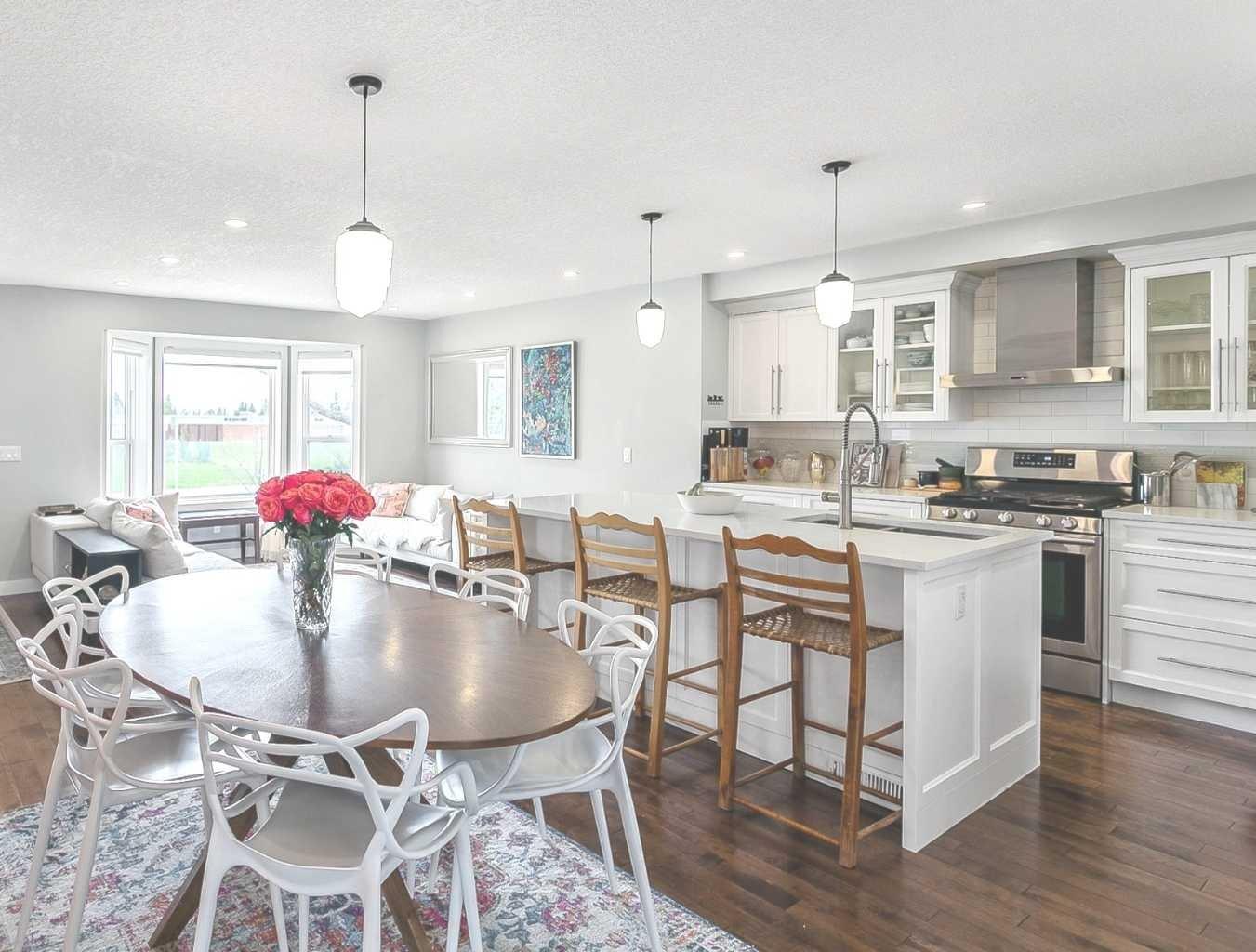 95 Hillgrove Crescent SW