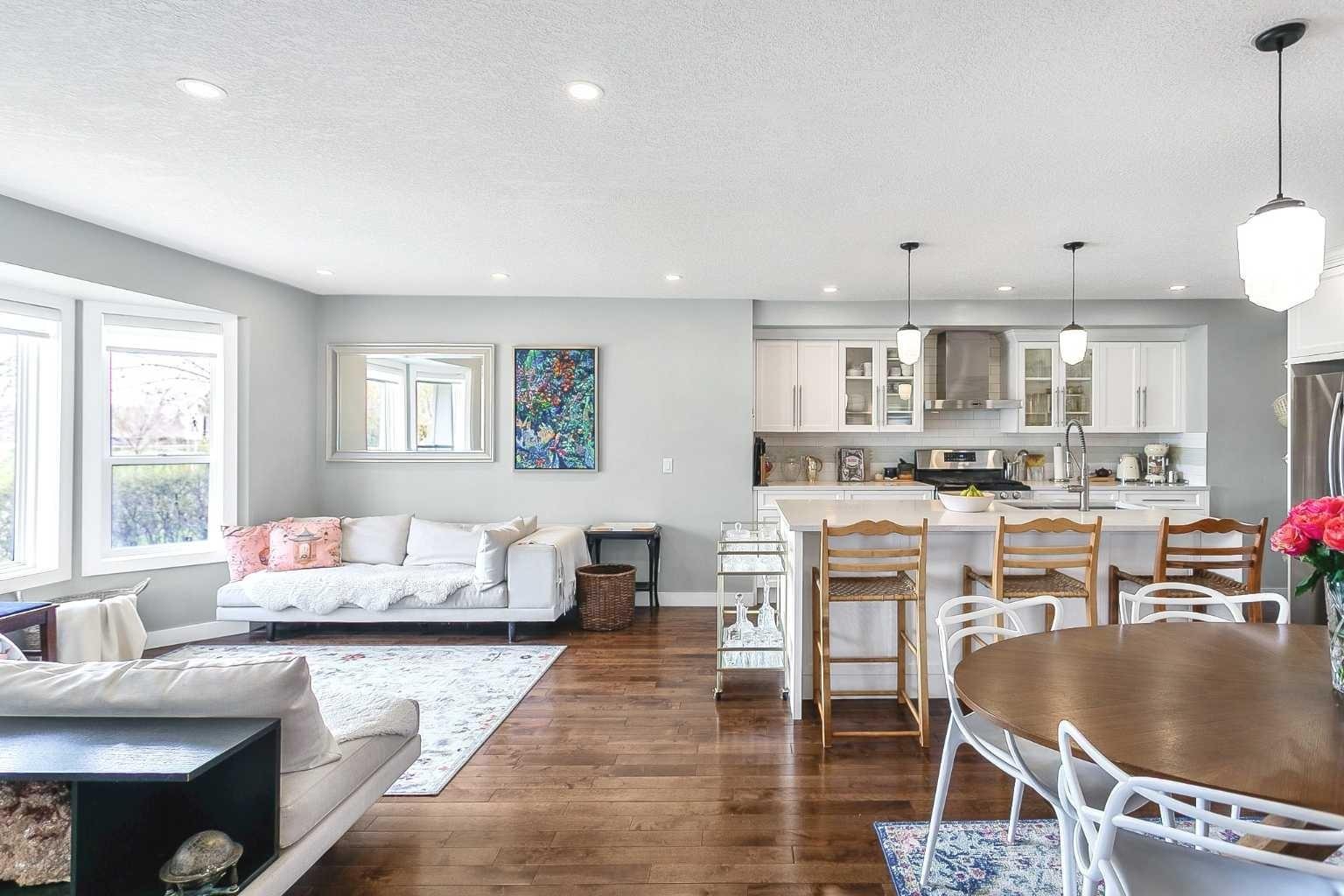 95 Hillgrove Crescent SW