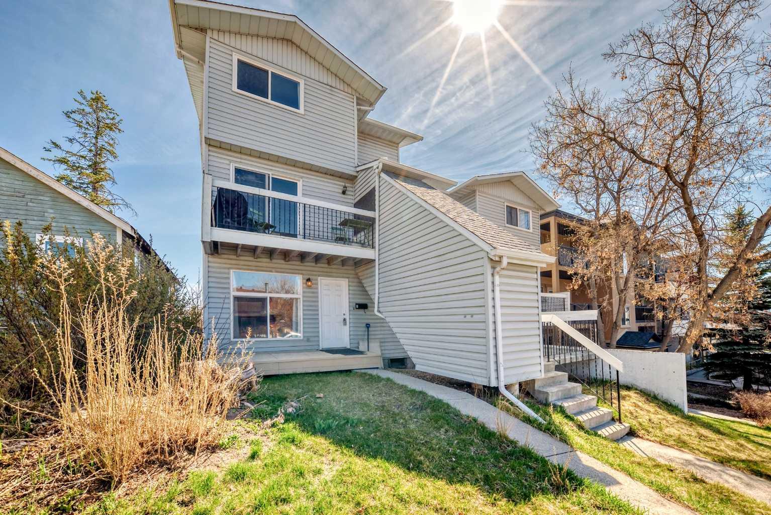3820 Parkhill Place SW 1