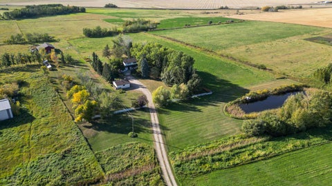 Photo of 260195 274 Range, Rural Rocky View County, AB T4A 1J1 (MLS # A2324927)
