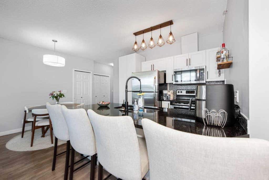 Photo of 325 3 Street SE #1506, Calgary, AB T2G 0T9 (MLS # A2322539)