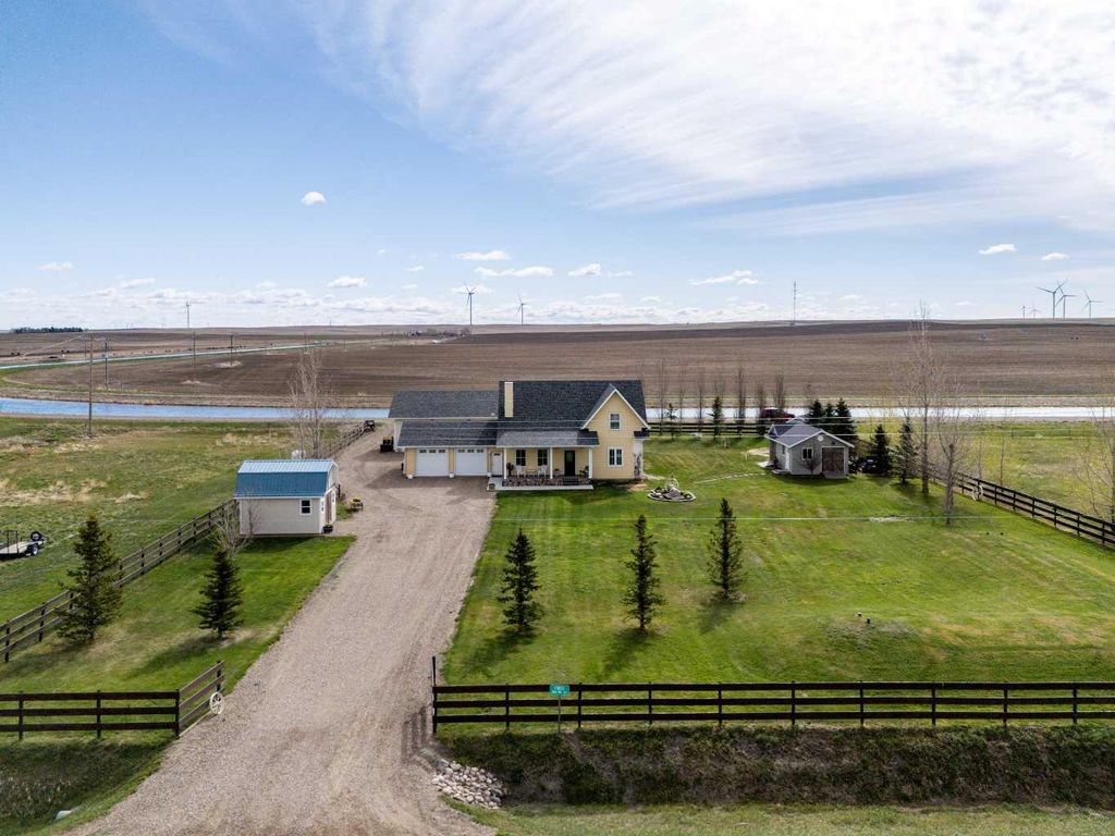 Photo of 110033 Range Road 103, Rural Forty Mile No. 8, County of, AB T0K 0G0 (MLS # A2305906)