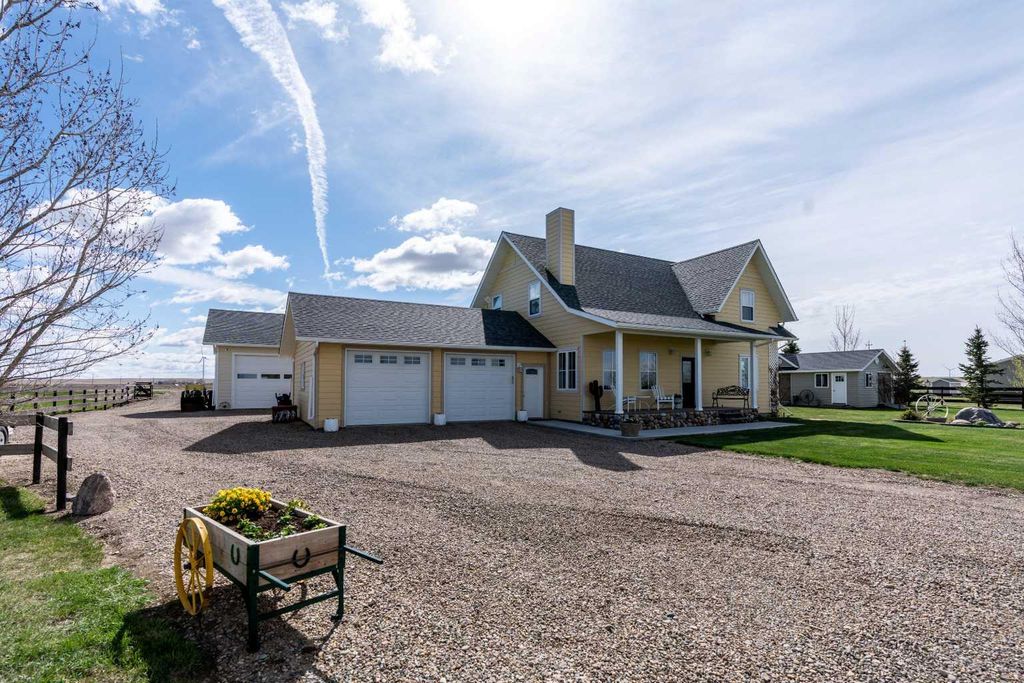 Photo of 110033 Range Road 103, Rural Forty Mile No. 8, County of, AB T0K 0G0 (MLS # A2305906)