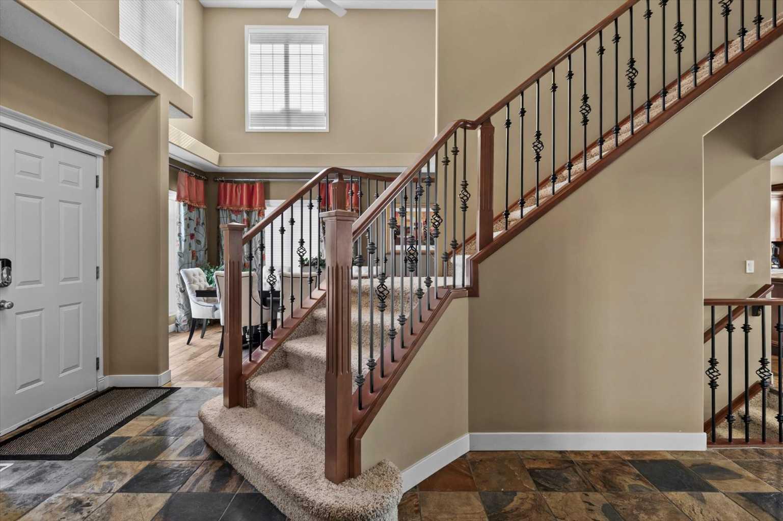 290 Tuscany Ridge Park NW