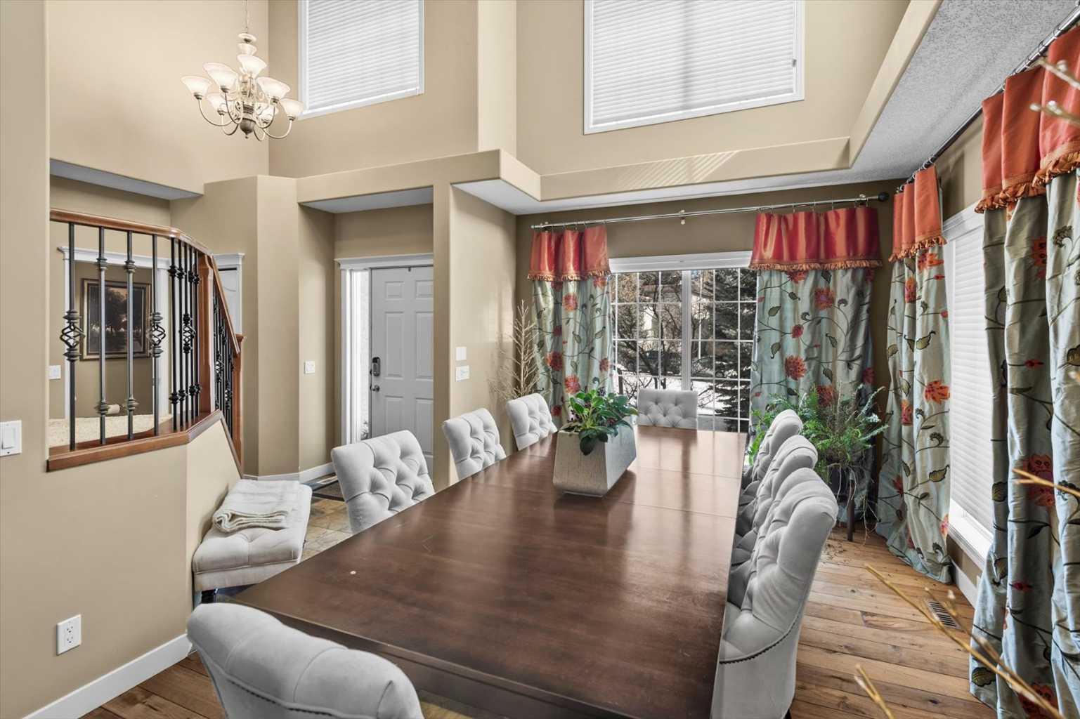 290 Tuscany Ridge Park NW