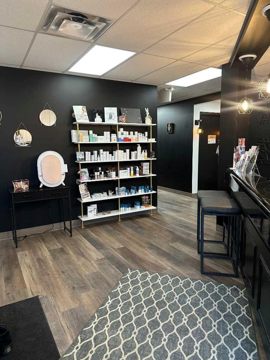 Photo of Edmonton, AB (MLS # A2282613)