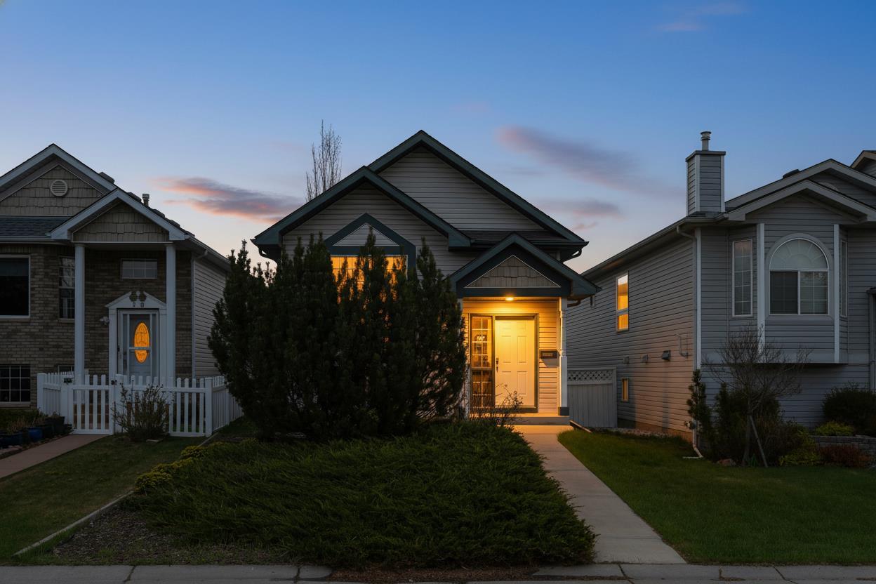 34 Hidden Spring Circle NW
