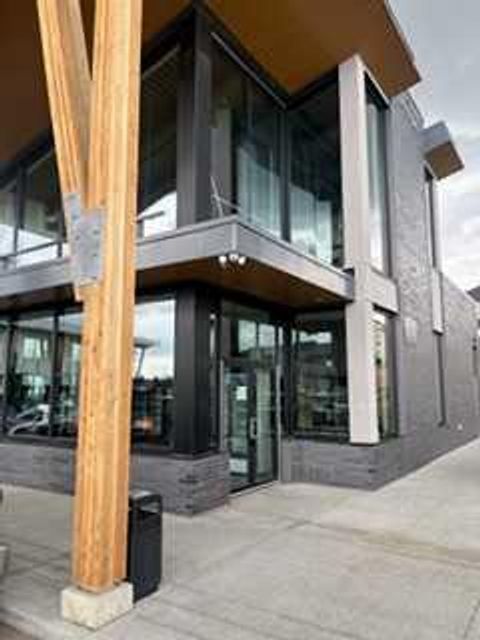 40 Christie Park View SW 3170 Calgary AB T3H 2V4