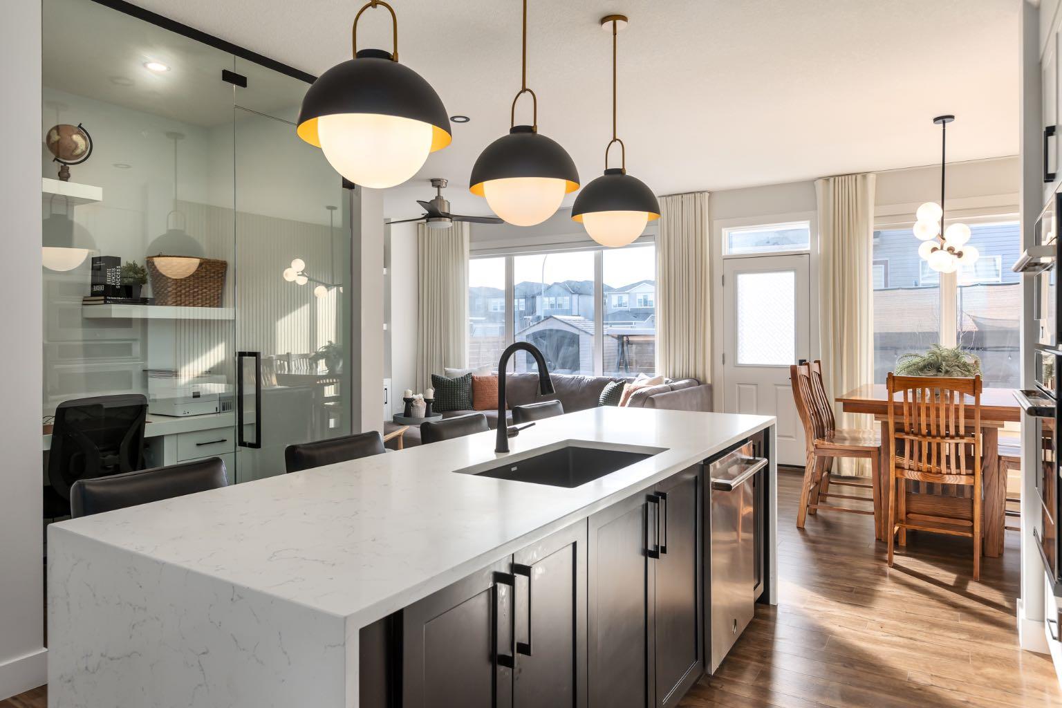 539 Savanna Landing NE