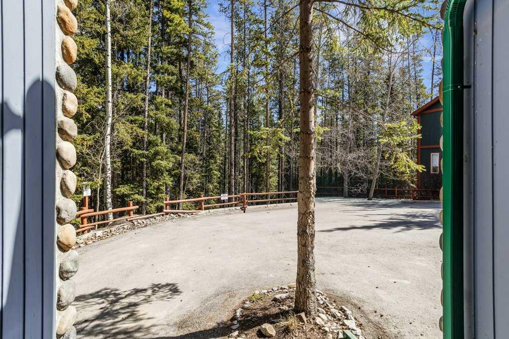 1022 Rundleview Drive 9