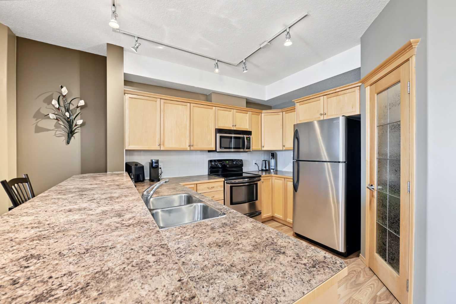 15 Everstone Drive SW 330